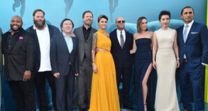 jason statham premieres the meg in la social